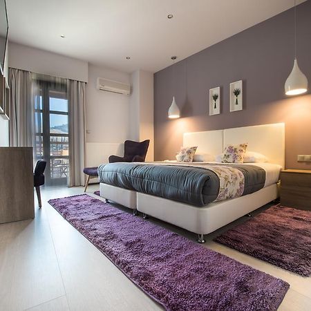 Filoxenia Hotel & Spa กาลาวริตา ภายนอก รูปภาพ