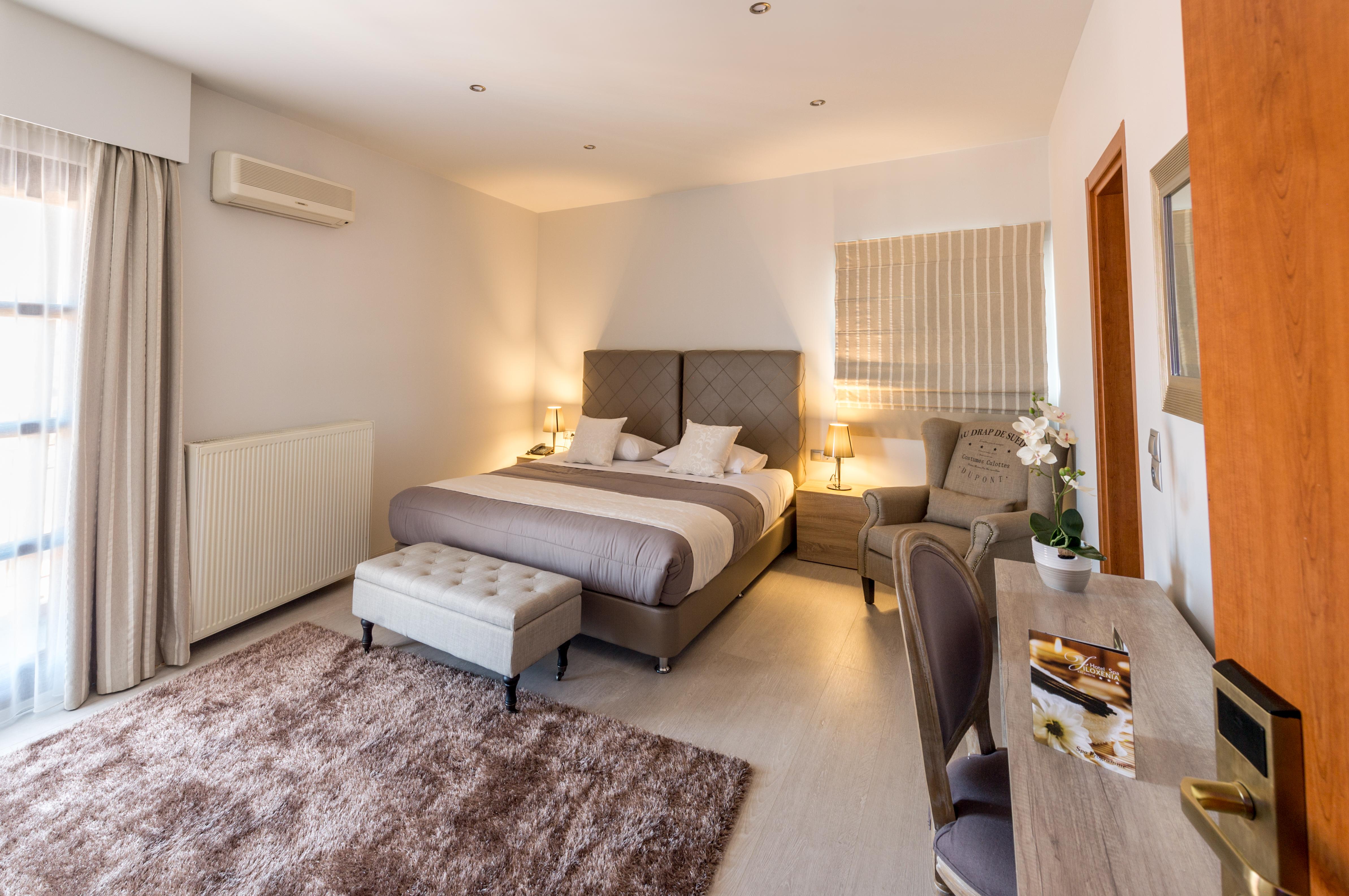 Filoxenia Hotel & Spa กาลาวริตา ภายนอก รูปภาพ