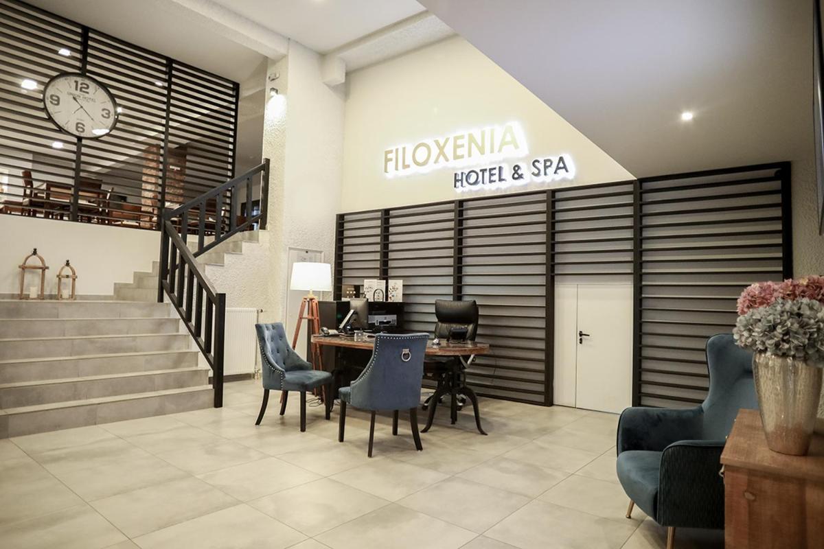 Filoxenia Hotel & Spa กาลาวริตา ภายนอก รูปภาพ