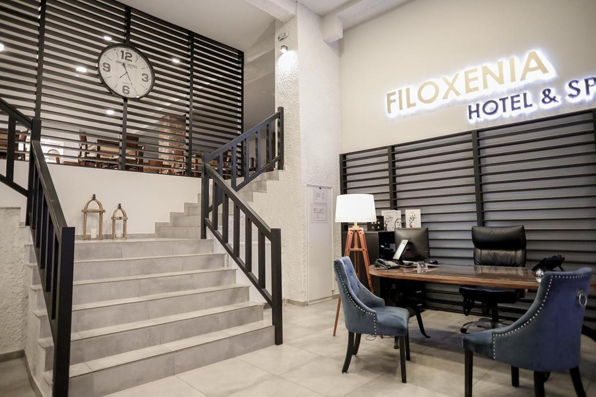 Filoxenia Hotel & Spa กาลาวริตา ภายนอก รูปภาพ