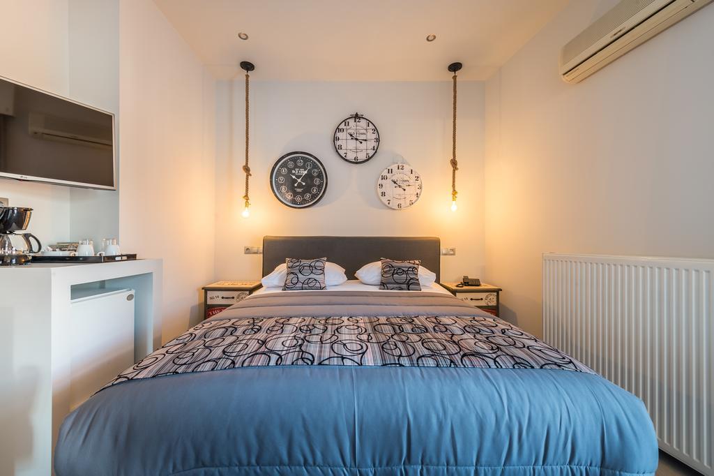 Filoxenia Hotel & Spa กาลาวริตา ภายนอก รูปภาพ