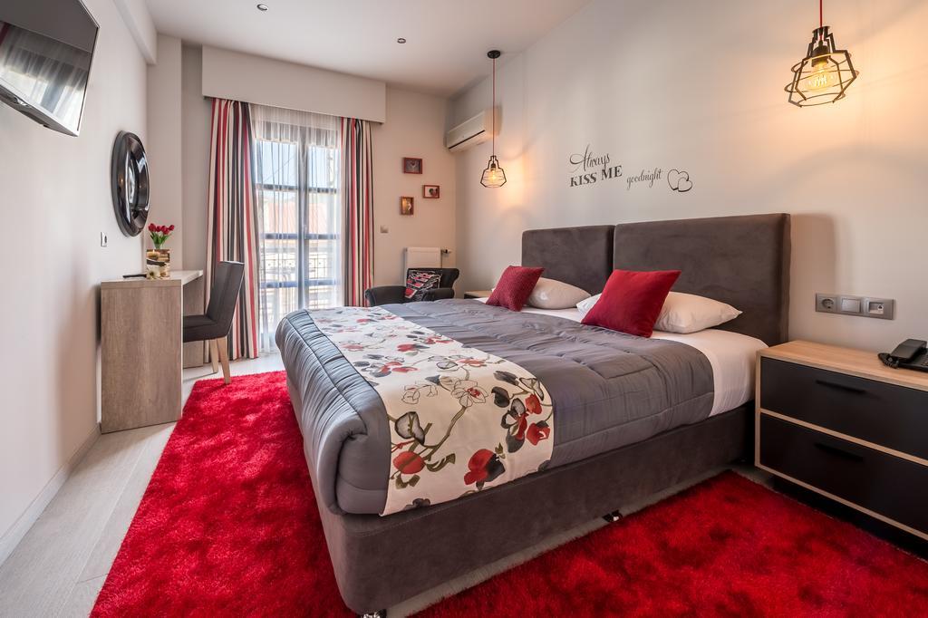 Filoxenia Hotel & Spa กาลาวริตา ภายนอก รูปภาพ